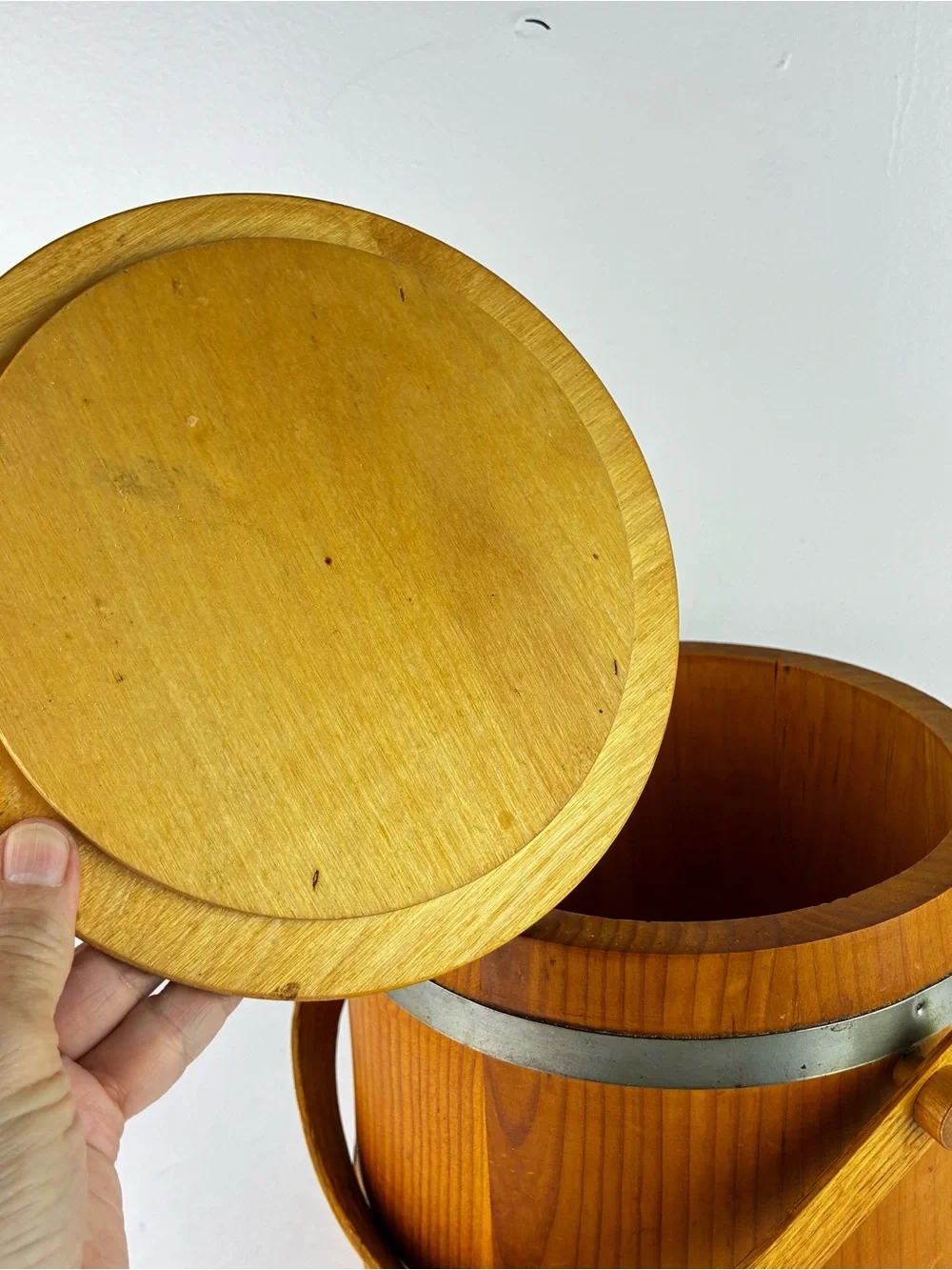 Basketville Putney Vermont Vintage 1960’s Wooden Sugar Ice Bucket Firkin